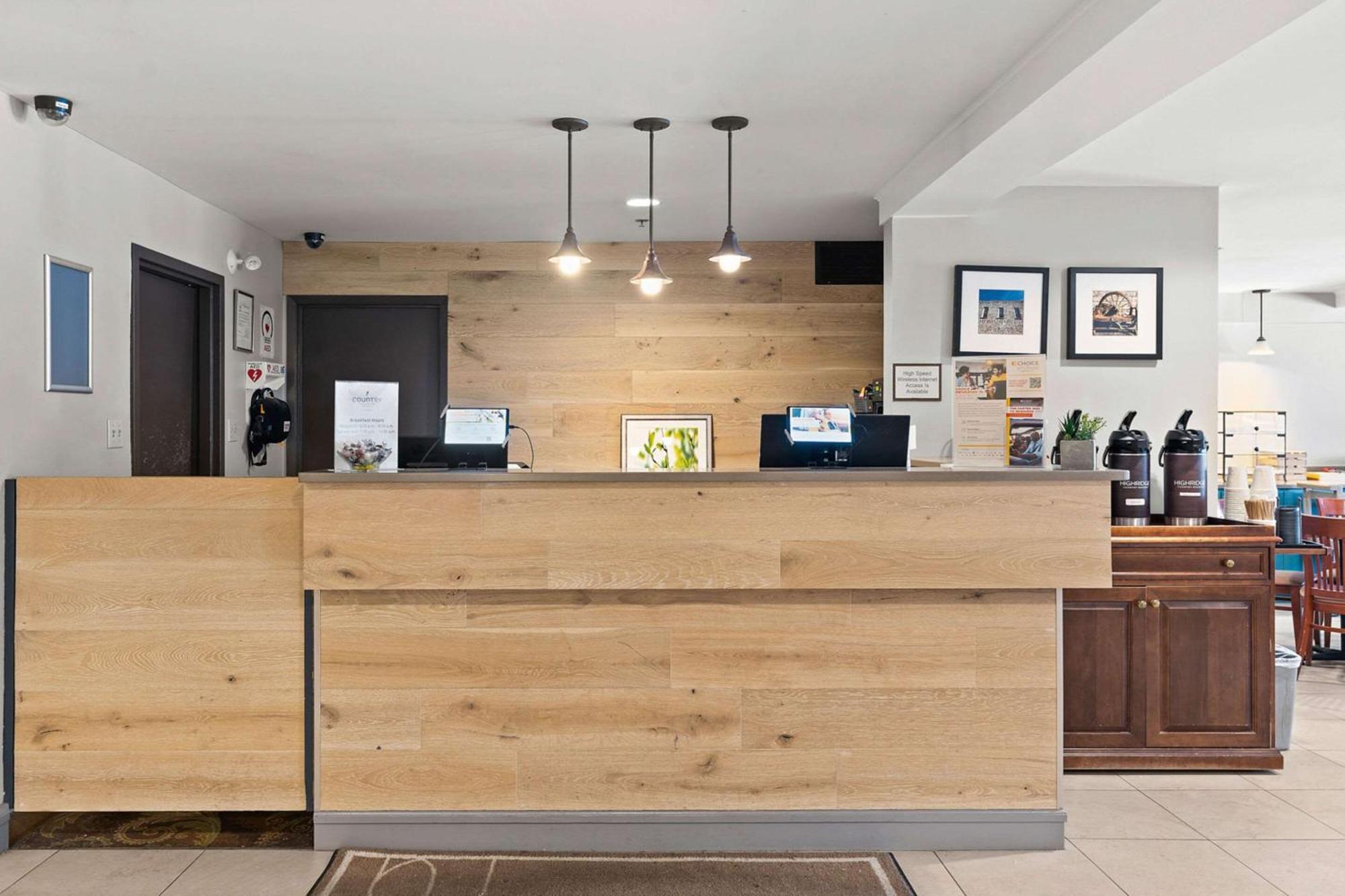 Country Inn & Suites By Radisson, Saskatoon, Sk Dış mekan fotoğraf