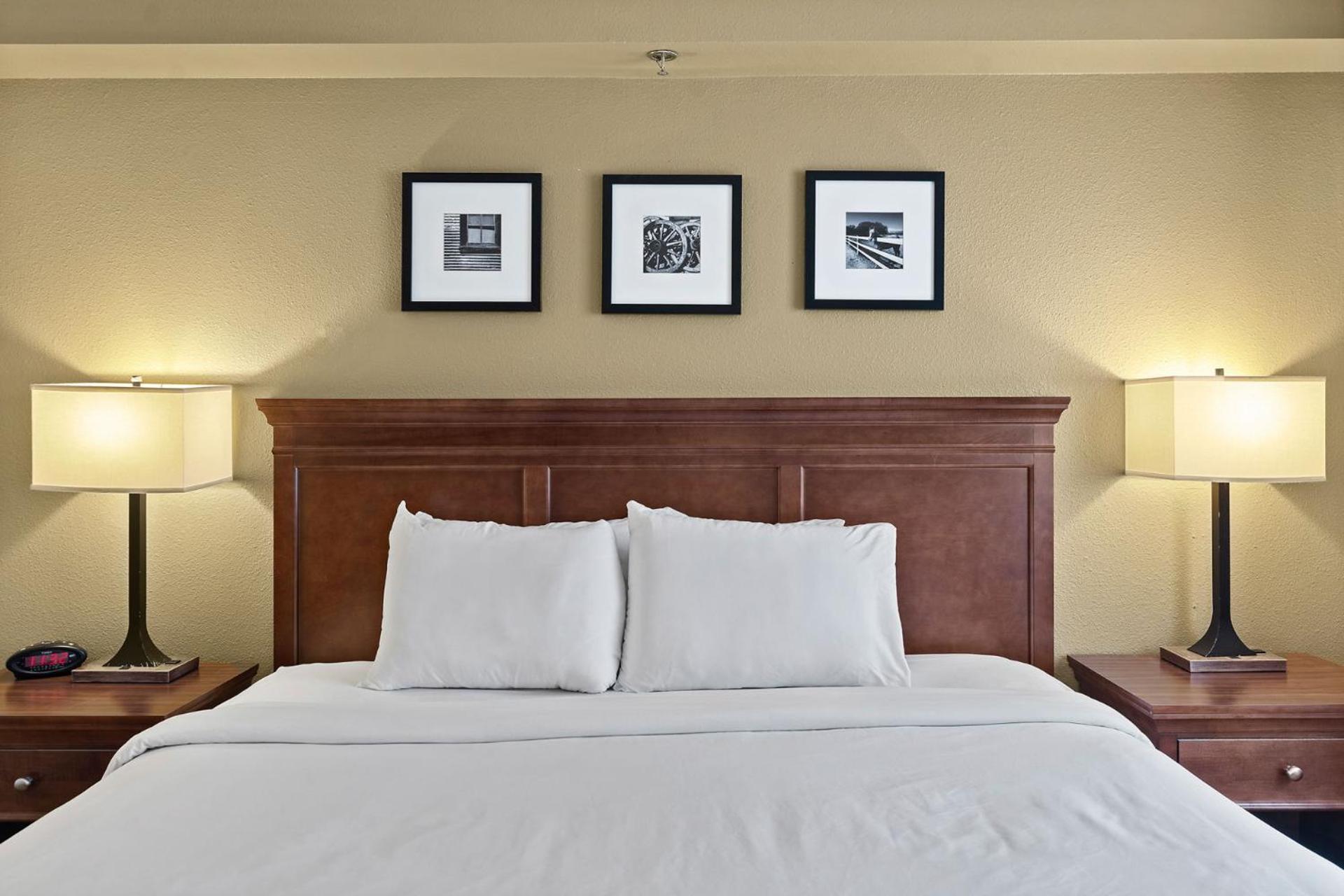 Country Inn & Suites By Radisson, Saskatoon, Sk Dış mekan fotoğraf