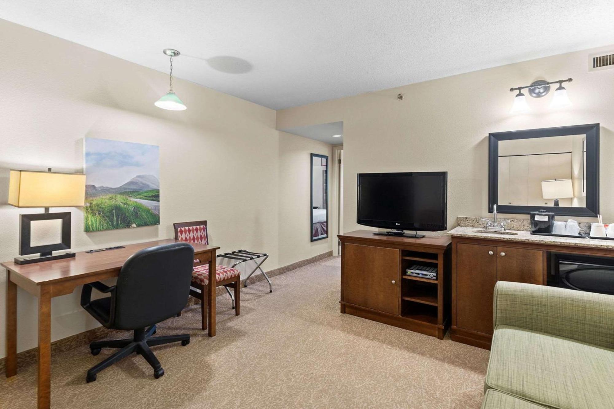 Country Inn & Suites By Radisson, Saskatoon, Sk Dış mekan fotoğraf